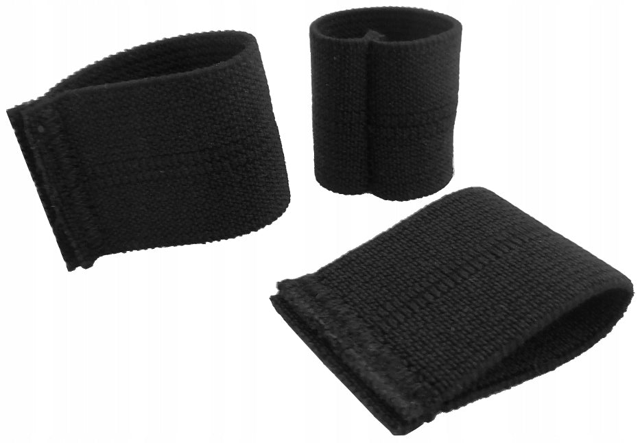 Drei schwarze Wisport-Gummischlaufen 25 mm zum Bändigen überschüssiger Rucksackgurte