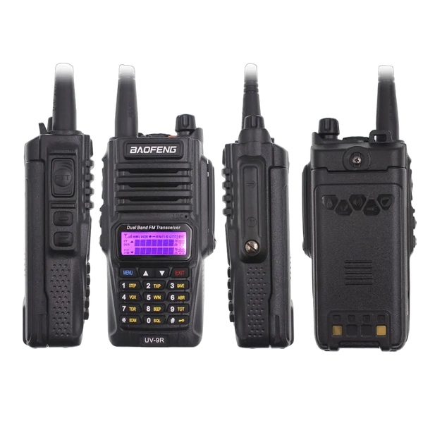 Radio Baofeng UV-9R 7W pokazane z czterech stron na białym tle - czarny radiotelefon z napisem BAOFENG i Dual Band FM Transceiver, podświetlanym wyświetlaczem LCD, klawiaturą numeryczną z przyciskami MENU i EXIT, oznaczeniem modelu UV-9R i krótką anteną, z tyłu styki akumulatora i uszczelnienia wodoodporne