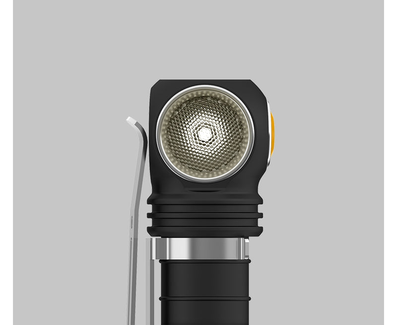 Lanterna caldă Armytek Wizard C1 Pro Magnet USB