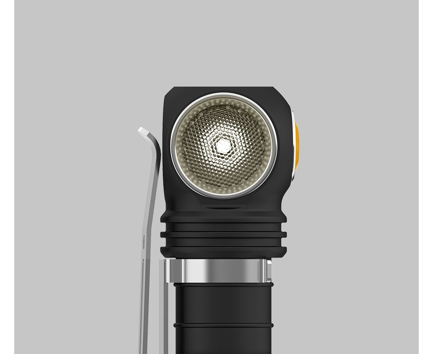 Armytek Wizard C1 Pro Магнитный USB-фонарик с теплым светом