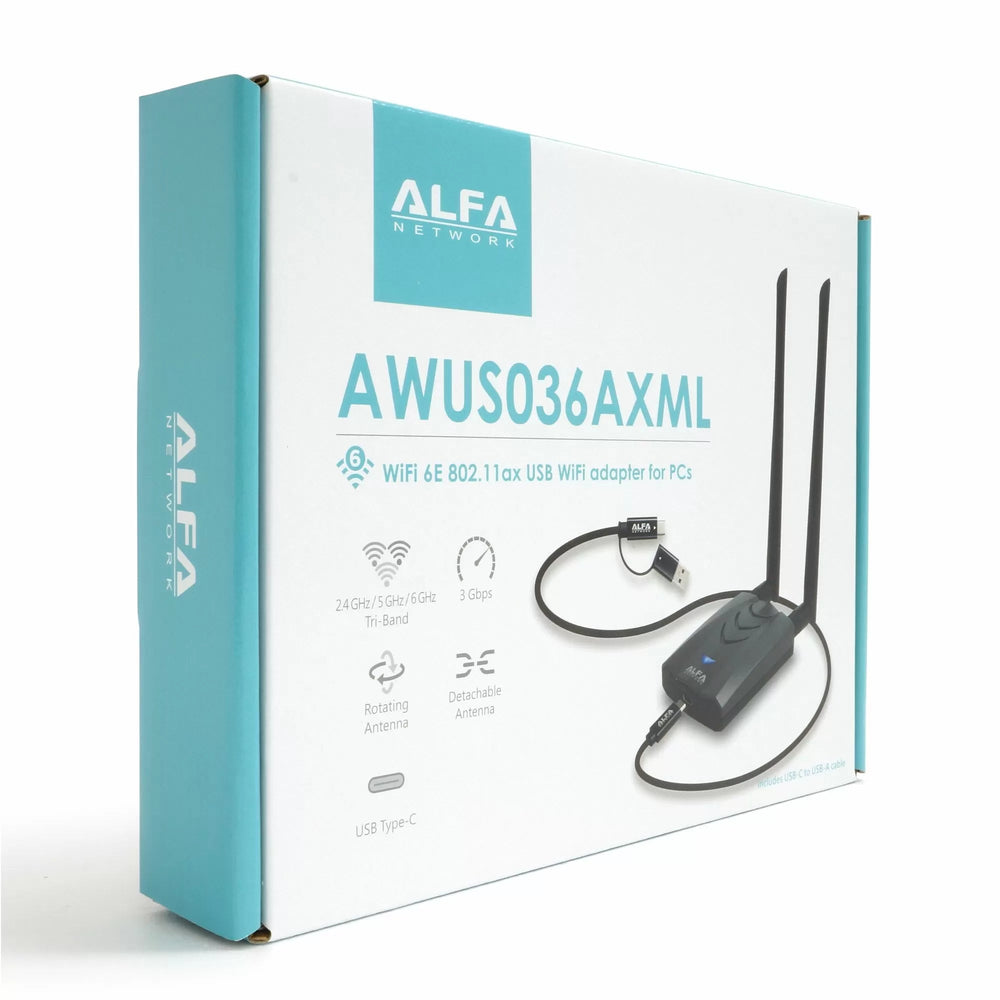 Коробка адаптера Alfa AWUS036AXML под углом - бело-бирюзовая упаковка с логотипом ALFA NETWORK, названием AWUS036AXML, описанием WiFi 6E 802.11ax и значками функций (три-бэнд, 3 Гбит/с, поворотная/съёмная антенна, USB-C) и графикой адаптера с антеннами и кабелем, на белом фоне