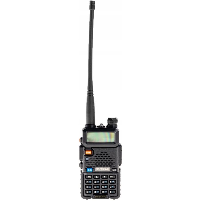 Schwarzes Dualband-Funkgerät Baofeng UV-5R mit angeschlossener Antenne, Display, Taschenlampe und voller Tastatur, Vorderansicht