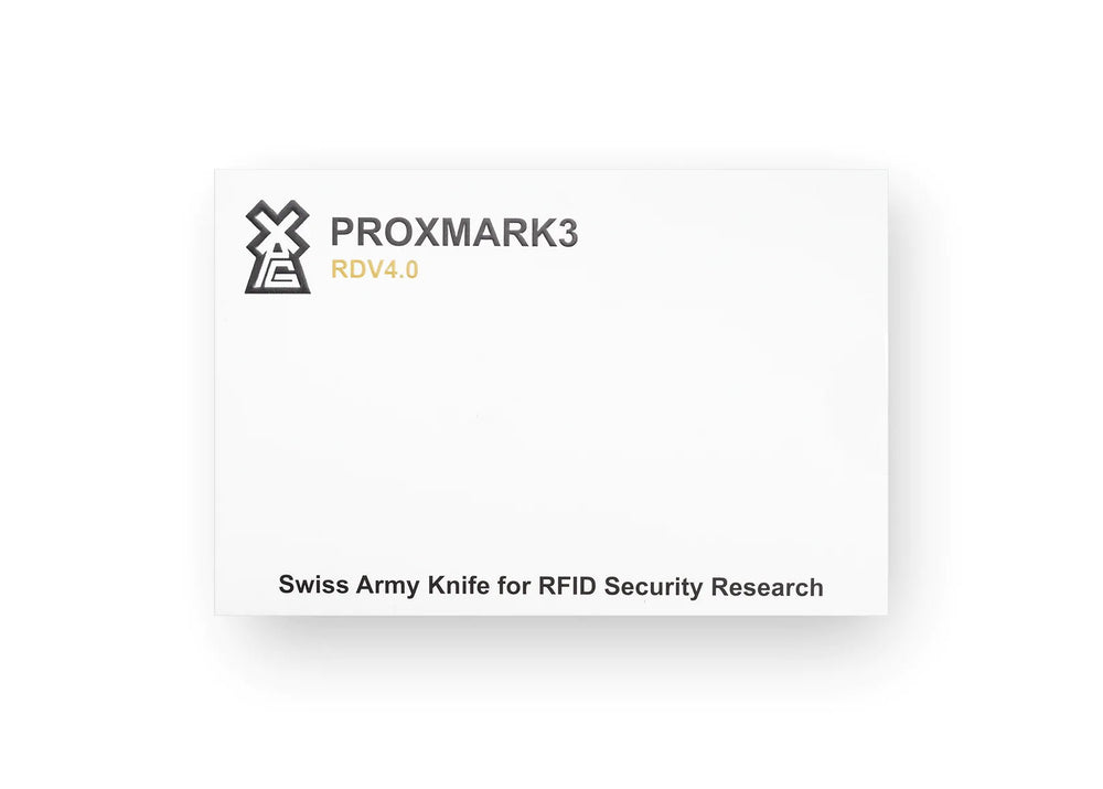 Белая коробка Proxmark3 RDV4.0 с логотипом и слоганом Swiss Army Knife for RFID Security Research