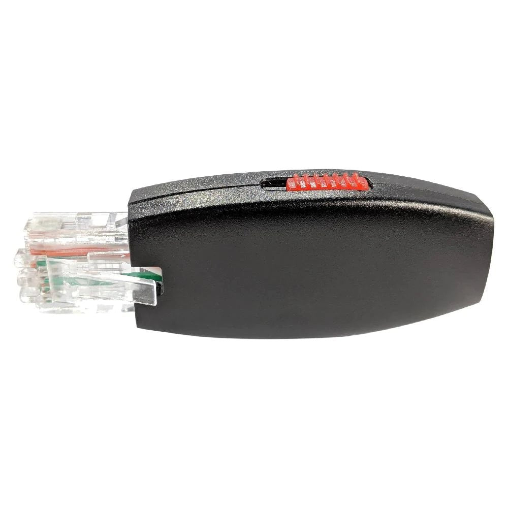 Hak5 Shark Jack z profilu - czarna obudowa, złącze RJ45 z widocznymi żyłami, czerwony suwak i port Micro USB