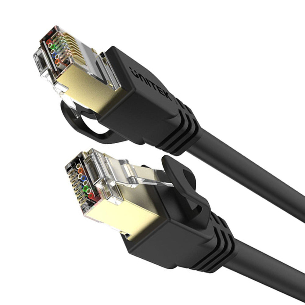 Close-up of two shielded RJ45 plugs of the black Unitek Cat.7 5 m cable with colored wires and gold-plated contacts